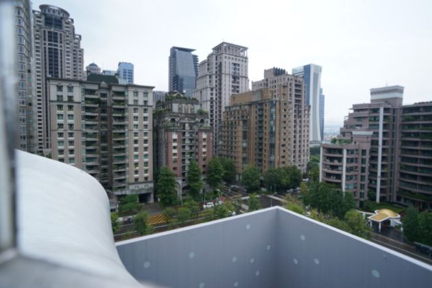 台中国立歌劇院の屋上スカイガーデンから見える景色